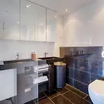 Lil Amsterdam Topfloor A Ensuite With Balcony * Uithoorn